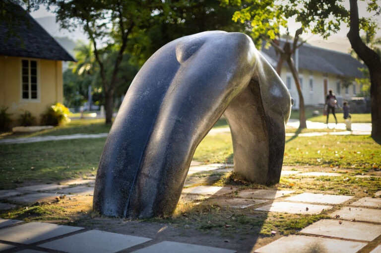 EARTH TO EARTH, 1999, cement & marble chips, steel, mesh wire, University of Technology, Kingston, Jamaica