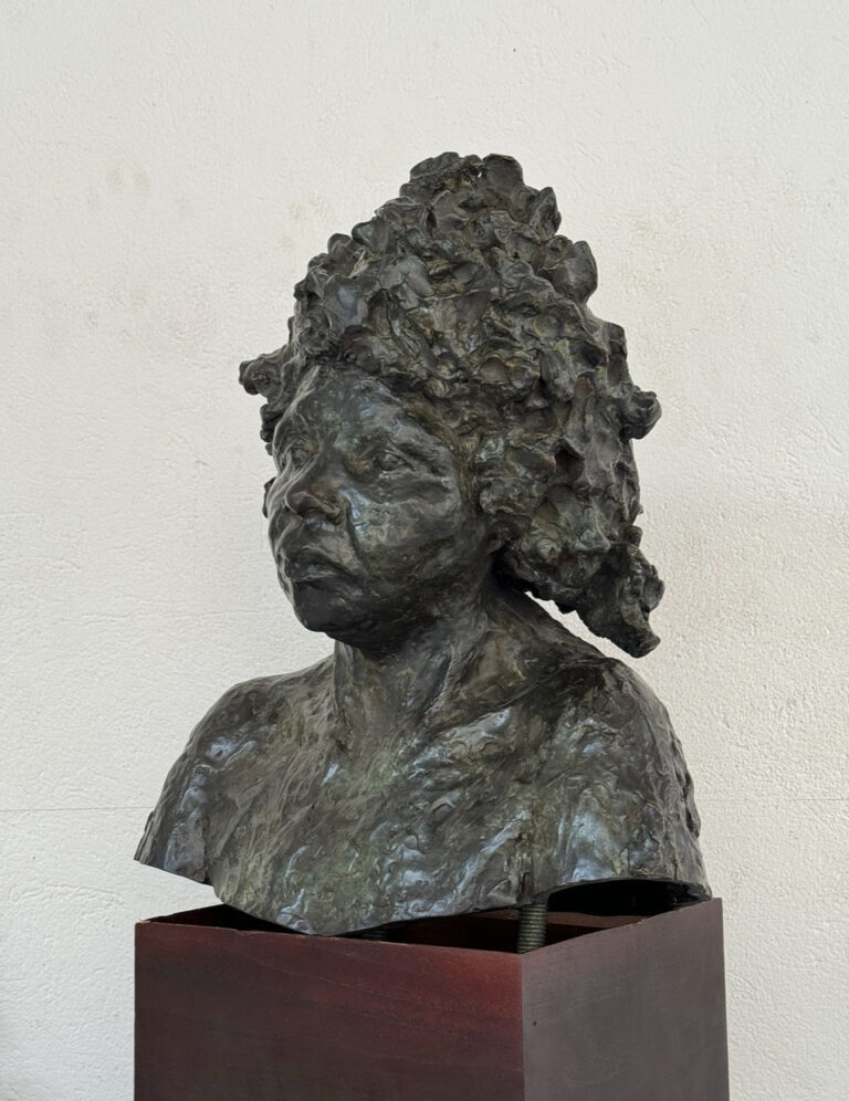 VIOLET, 1972, cast fibreglass, 20"